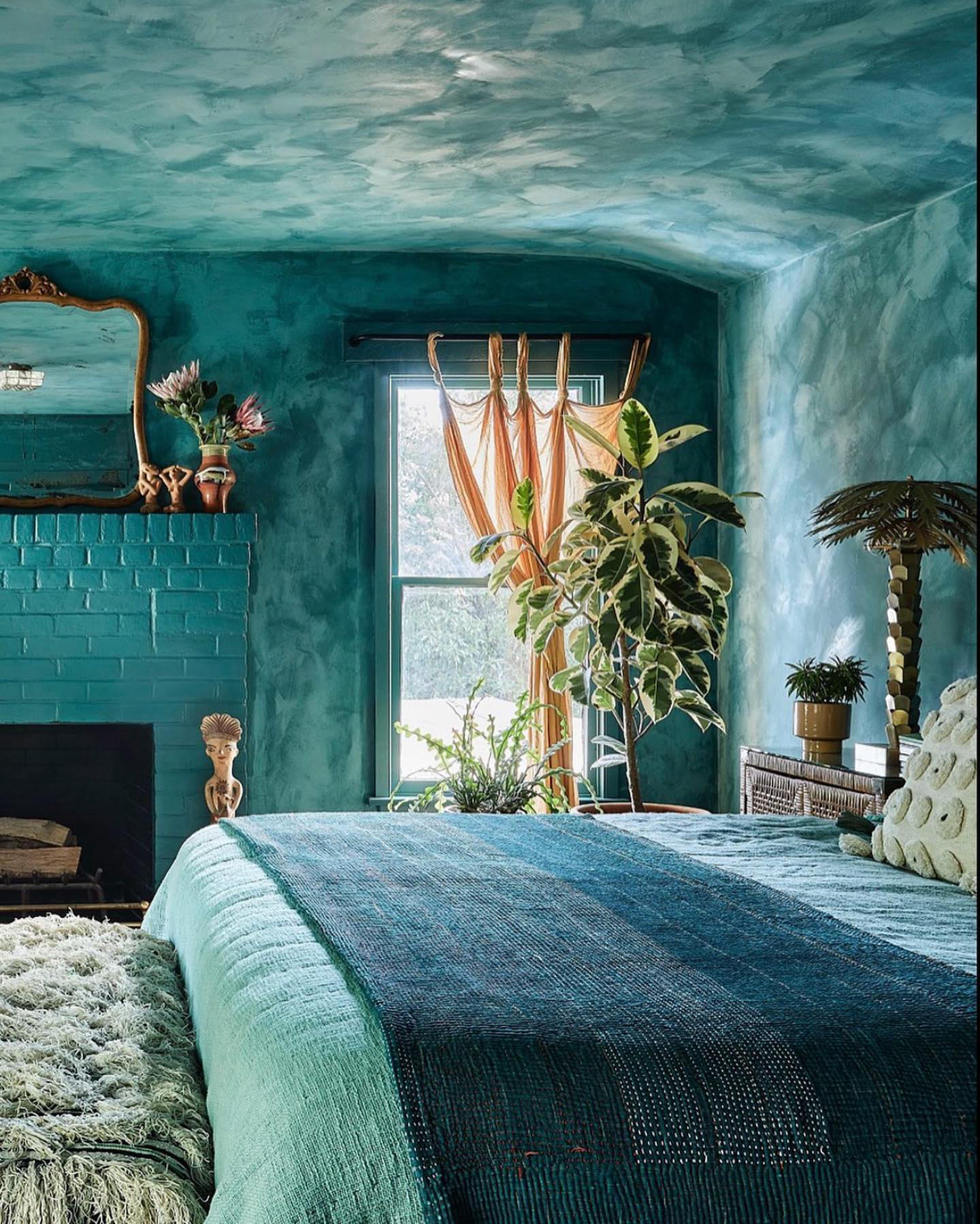 *the teal limewash* The moment I walked in after the room was painted I had *gasped*