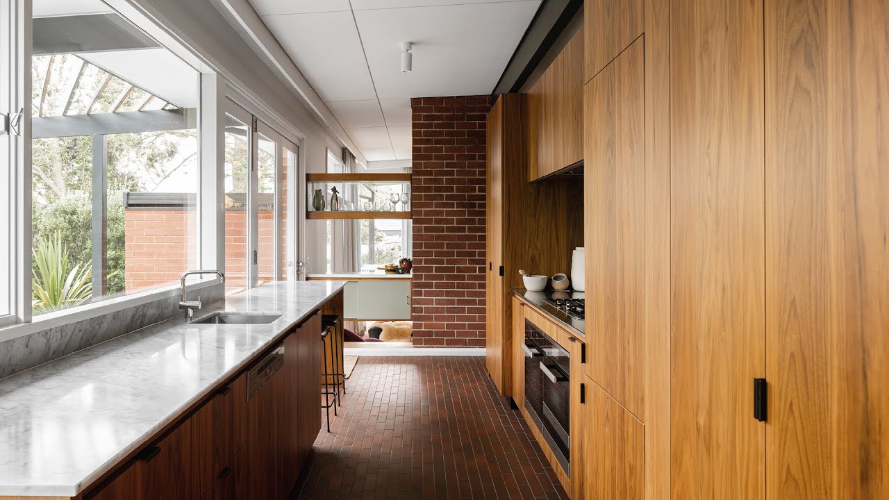 This Mid-century Modern Home Underwent A Sensitive Renovation